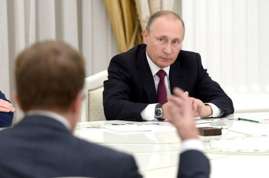 Путин перед «Прямой линией» встретится с главами ведомств для «апдейта информации»