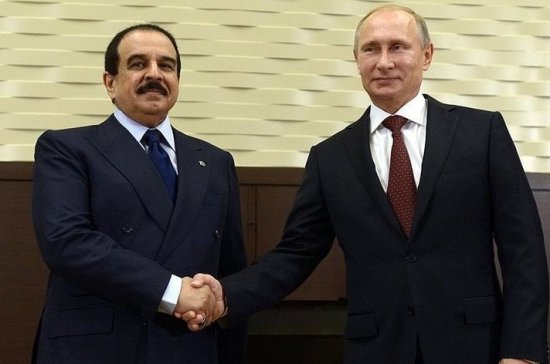 Путин обсудил конфликт вокруг Катара с королем Бахрейна