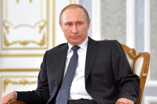 Путину в Карелии показали «магазин преданных решений»