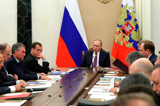 Путин поведал о мерах по обеспечению безопасности информационной платформы РФ