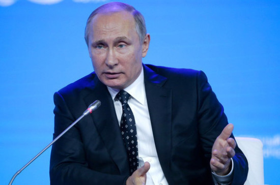 Жители России довольны Путиным на 80% - опрос