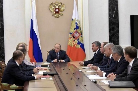 Путин обсудил с членами Совбеза Сирию и КНДР