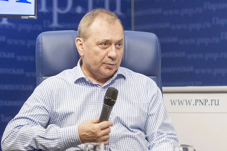 Мартин Шаккум: В России более 10 миллионов квадратных метров аварийного жилья
