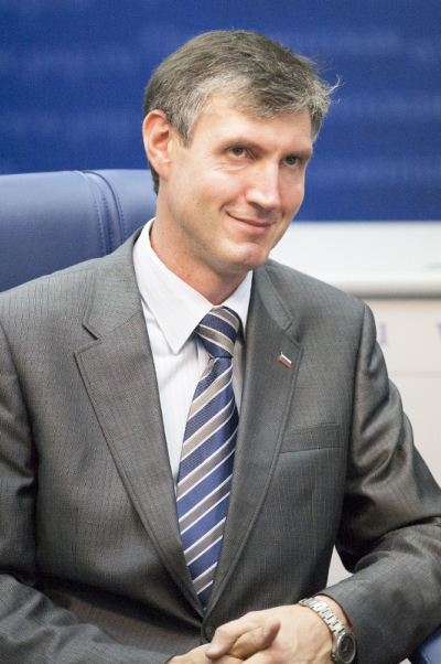 Денис Кирис