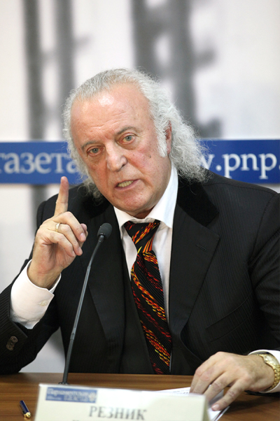 Илья Резник