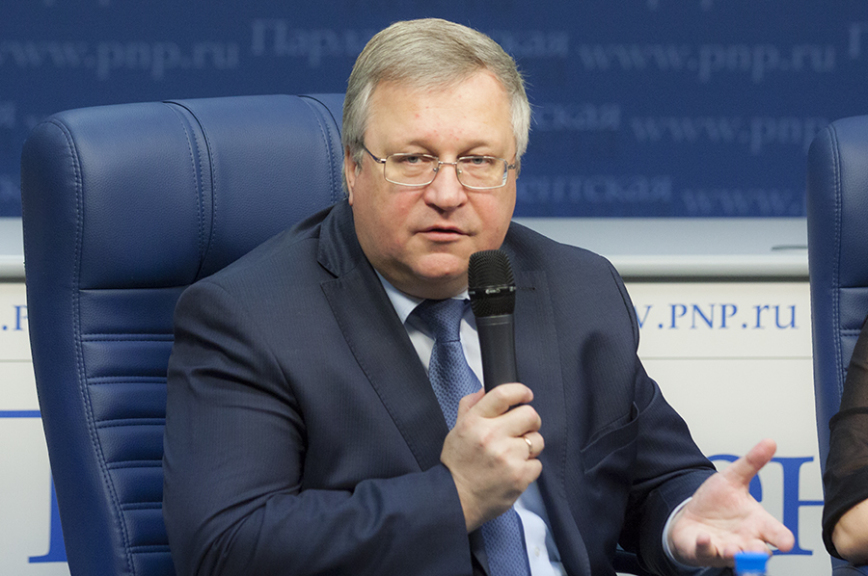 Юрий Крупнов: Демографическую политику страны необходимо наращивать вокруг программы материнского капитала