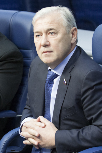 Депутат Госдумы Анатолий Аксаков в прямом эфире ответит на вопросы читателей «ПГ»