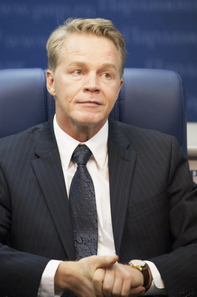 Александр Кузнецов: Забота о старшем поколении — не забота театра, это забота государства