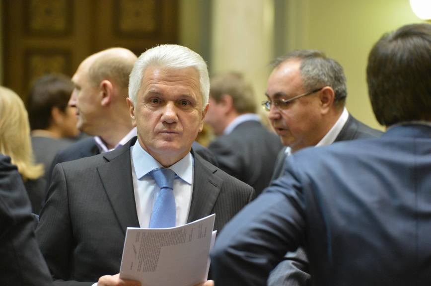 Владимир Литвин: Не ко всем ситуациям можно подходить с жёсткой конституционной линейкой