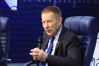 Николай Герасименко: На ввозимые из-за границы сильнодействующие лекарства надо иметь рецепт