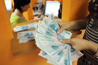 Задерживать зарплату стало невыгодно