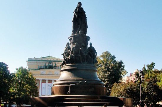 Cанкт-Петербург: ищите женщину