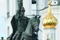 Страсти  по царю и по монументам
