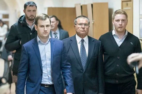 В борьбе с коррупцией нет скидки на ранги и чины&hellip;