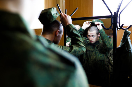 Уклонистам от армии усложнят жизнь