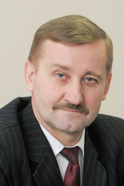 Крым и Севастополь определились с судьями