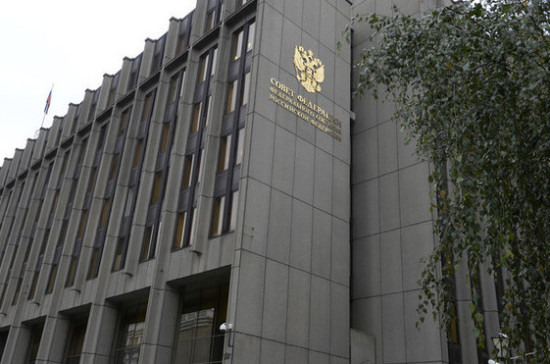 Кинокартины, выпущенные до 1947 года, будут показывать без прокатных удостоверений 