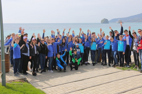 Школьников из Германии поразил масштаб &laquo;Артека&raquo; и его программы