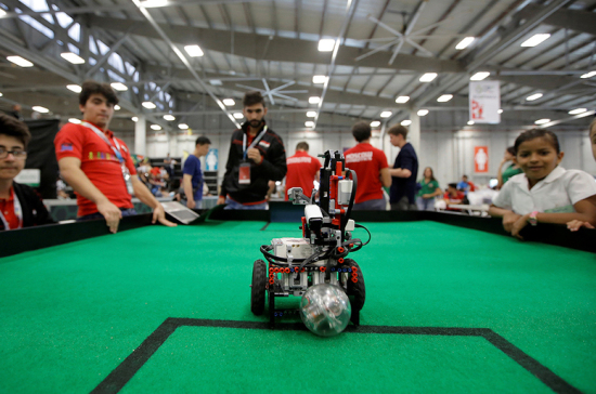 Российская команда на Всемирной олимпиаде роботов в Таиланде завоевала три медали