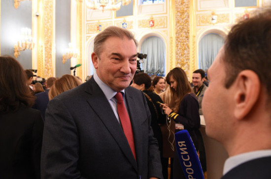 IIHF одобрила проведение матчей молодёжного ЧМ-2023 в Омске, заявил Третьяк