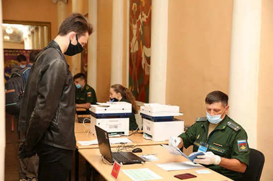 Детям сотрудников полиции предложили дать льготы при поступлении в вузы МВД