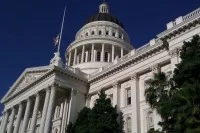 Палата представителей США объявила импичмент Трампу