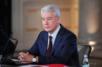 Москвичи смогут вернуться к привычной жизни в мае, считает Собянин
