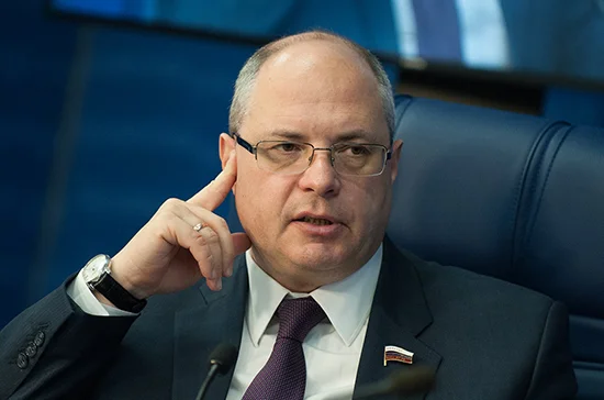Гаврилов: священнослужителей с иностранным образованием будут доучивать в России