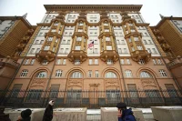 Байден предложил послу США в России временно сохранить свою должность