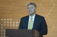 В Кремле не обсуждают вопрос о праве выезда за границу с «ковидным паспортом»
