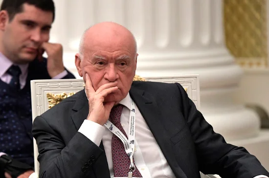 Бокерия призвал не забывать о лечении других болезней во время пандемии коронавируса