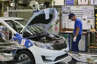 Техосмотр автомобиля можно пройти у любого оператора, сообщили в ГИБДД
