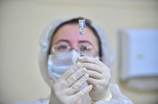 Италия намерена добиться от Pfizer выполнения обязательств по поставкам вакцины