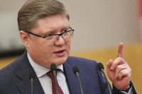 Исаев предложил качественно менять молодёжную политику