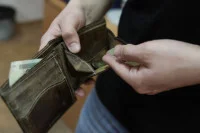 Реальные доходы россиян упали на 3,5% в 2020 году
