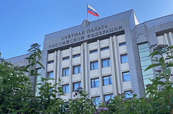 Продуктовые сертификаты могут стать одной из мер соцпомощи, считают в Счётной палате 