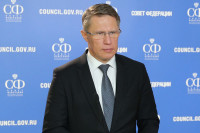 Коронавирус в России отступает, заявил Мурашко 