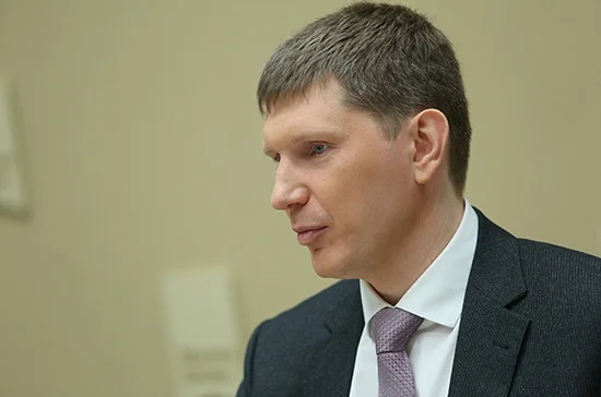 Госрегулирование цен должно применяться экстренно, считает Решетников