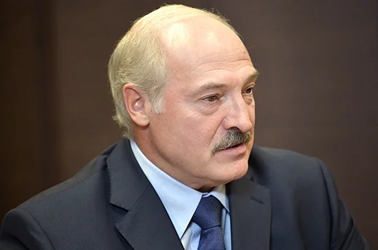 Лукашенко: проект новой Конституции Белоруссии вынесут на референдум в начале 2022 года