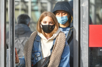  В Удмуртии сохранили обязательный масочный режим