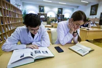 Иностранные студенты смогут приступить к учёбе в России с двумя отрицательными COVID-тестами