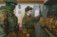 Зарплаты служивым проиндексируют в октябре 