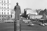Быть или не быть Железному Феликсу на Лубянской площади