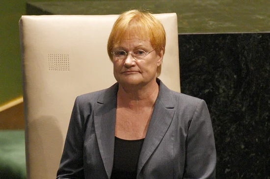 Халонен рассказала, что звонила Матвиенко по просьбе ВОЗ