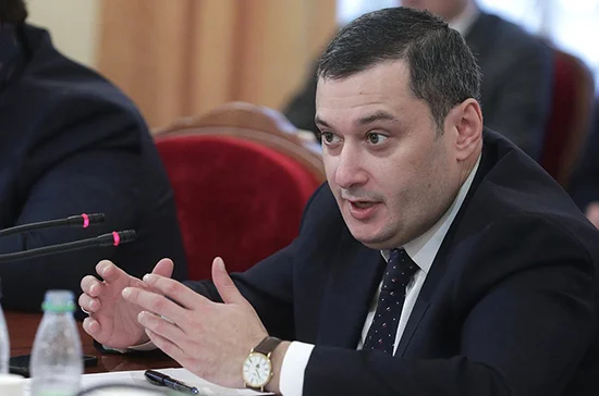 Хинштейн: блокировка публикаций в соцсетях по политическим мотивам недопустима