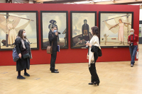 Театрам и музеям могут разрешить без торгов сдавать в аренду площадь под общепит