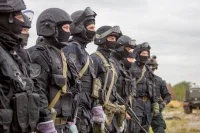 Росгвардейцам могут дать право оцеплять территории при угрозе проникновения