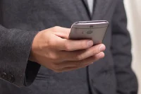В «Телеграм» по паспорту &mdash; это серьёзно?