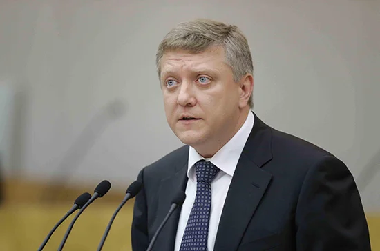 Вяткин назвал плюсы от введения регистрации в соцсетях по паспорту
