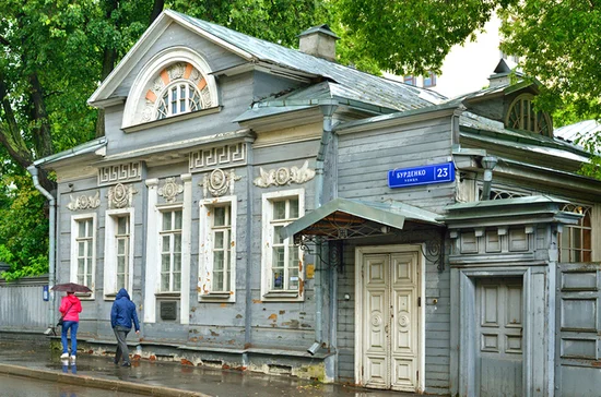 Дома-памятники предлагают восстанавливать за счет бюджета и инвесторов